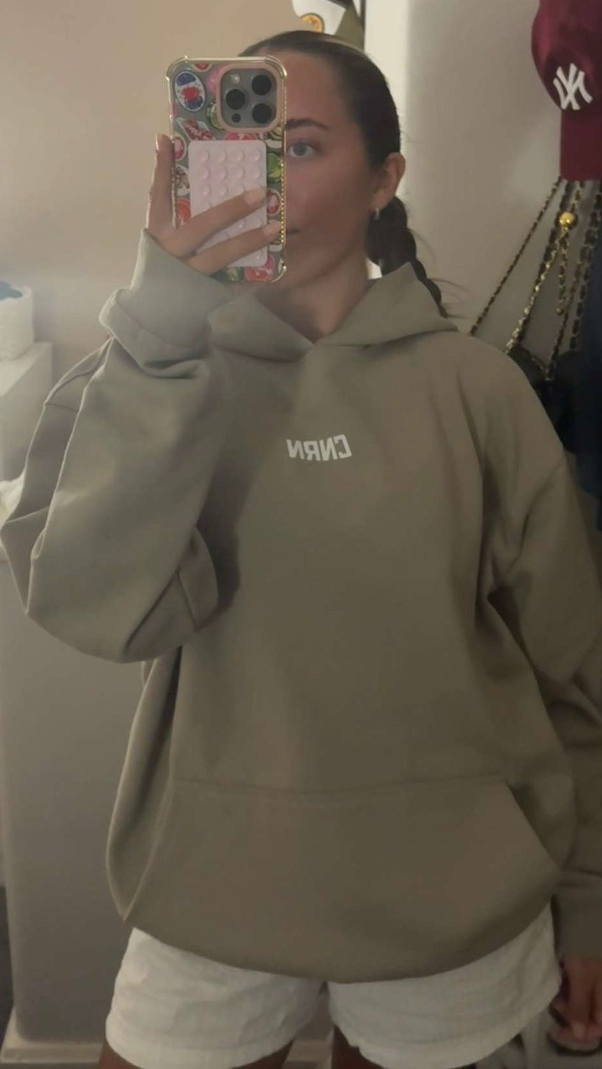 Ria - effortless in beige